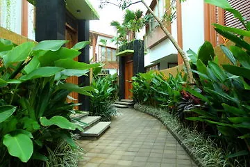 Papillon Umalas Villas Kuta